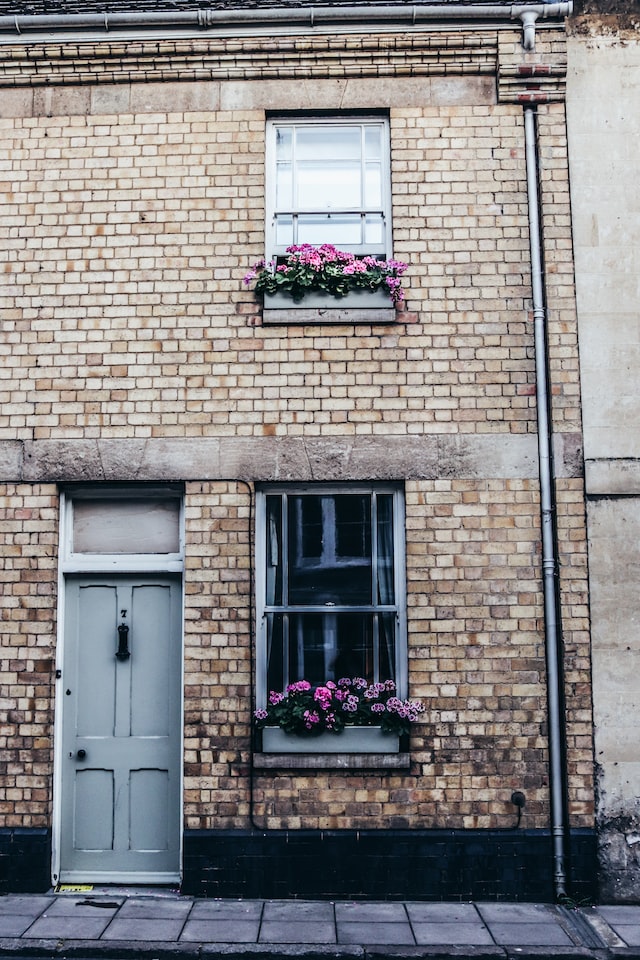 5 Reasons You’ll Regret Painting Your Brick House