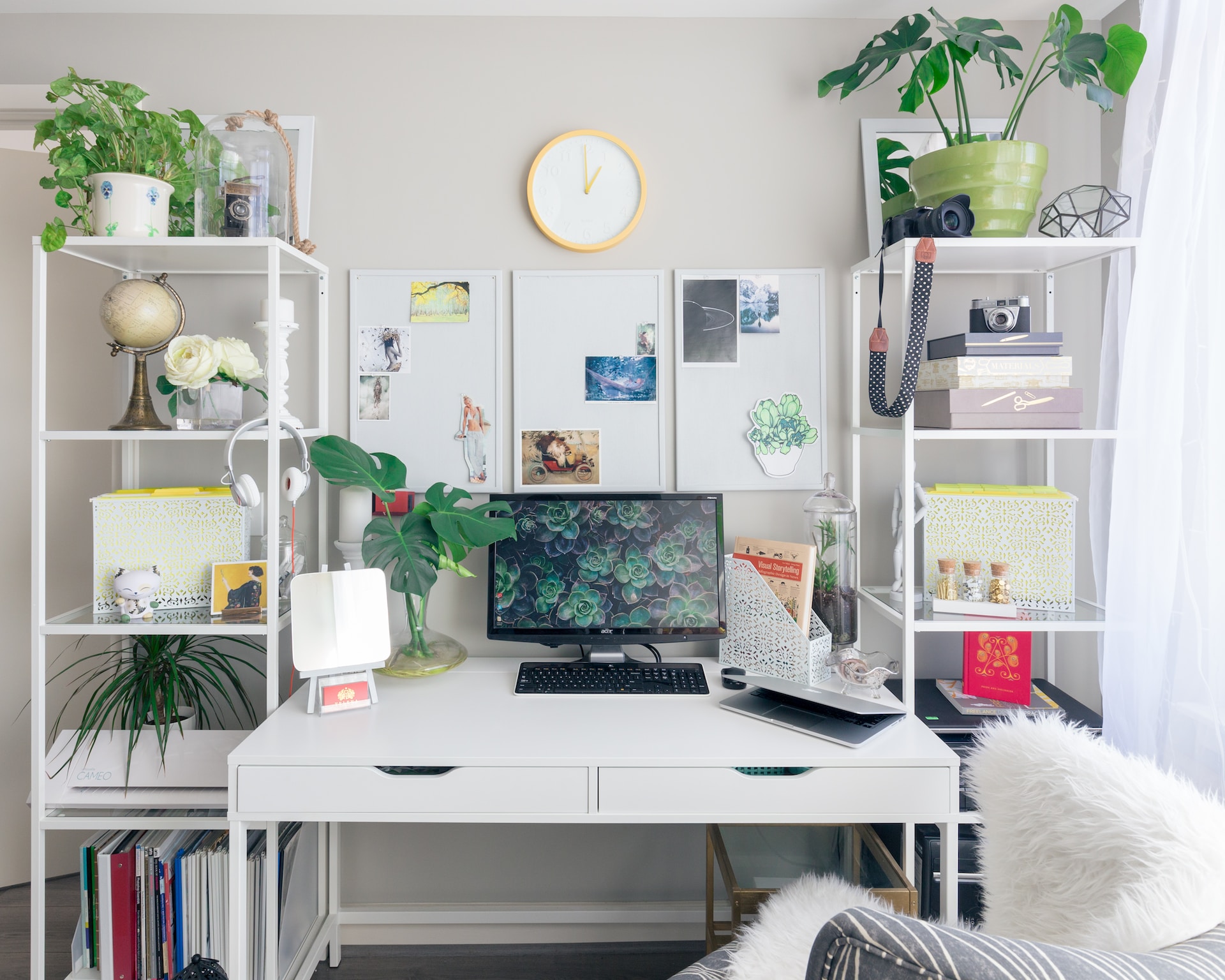 4 Home Office Hacks to Get You Organized Today!