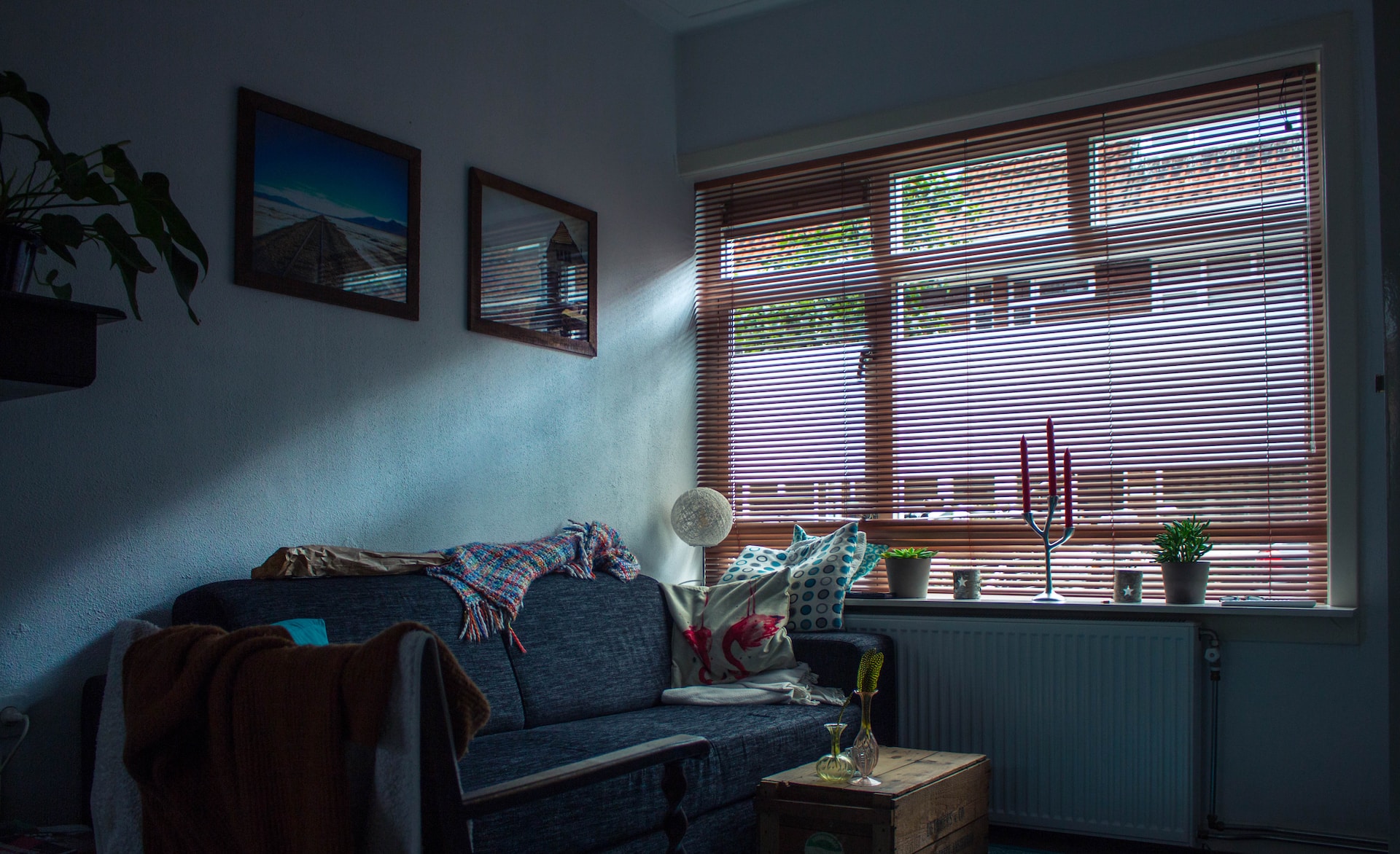 Installing Window Blinds in Small Spaces: Tips for Compact Living