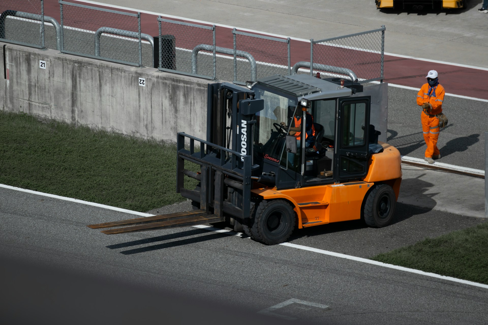 6 Things to Look For When Buying Second-Hand Forklift